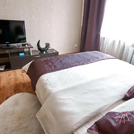 Paulmarie Apartments On Prs. Mira 25B Mogiljov Exteriör bild